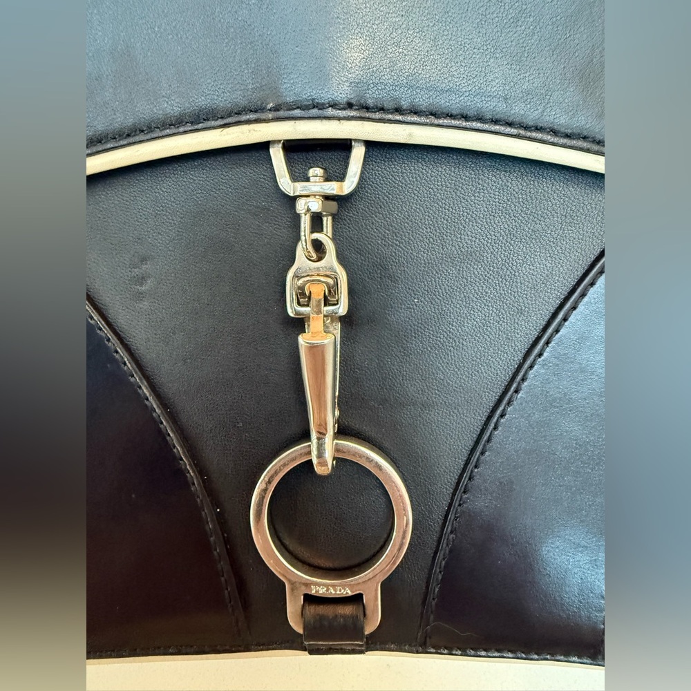 Rare Archival Prada 1990s Vitello Driver Bag - Collector’s Piece - Picture 13 of 16